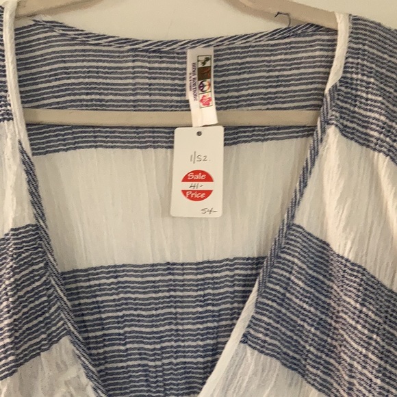 India boutique cover up Nwt ✅Sold✅ - Picture 2 of 4